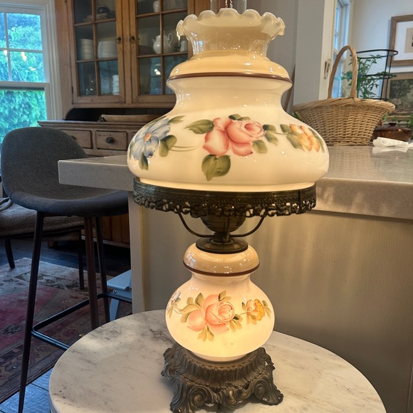 Vintage Cream and Pink Floral Decor Accents - Picture 2 of 3